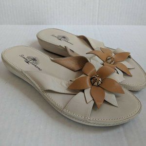 Tommy Bahama Womans Sz 7.5 M Flower Whistle Sandals Beide Ivory